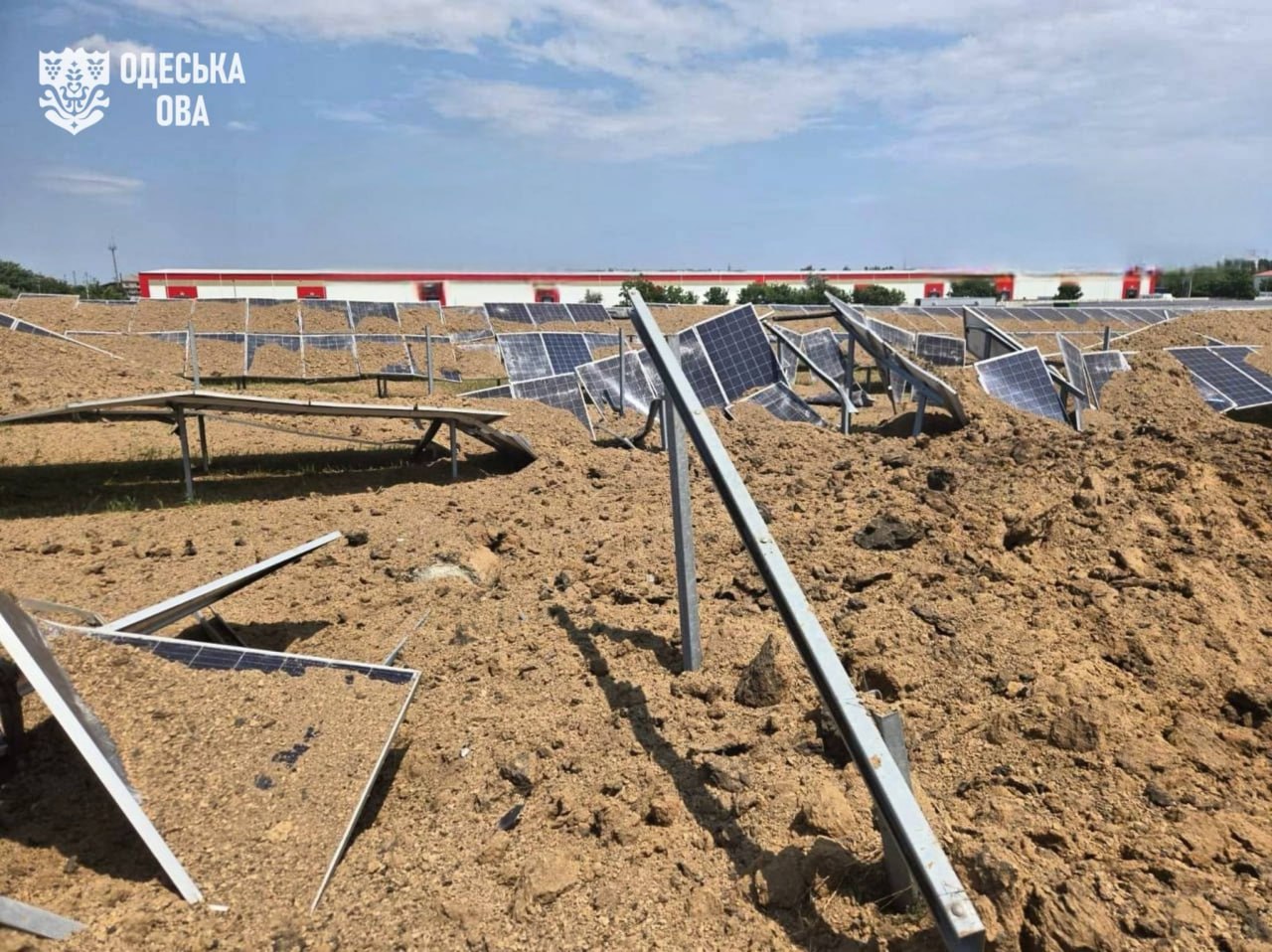 Russia strikes Odesa region, damaging homes and injuring three